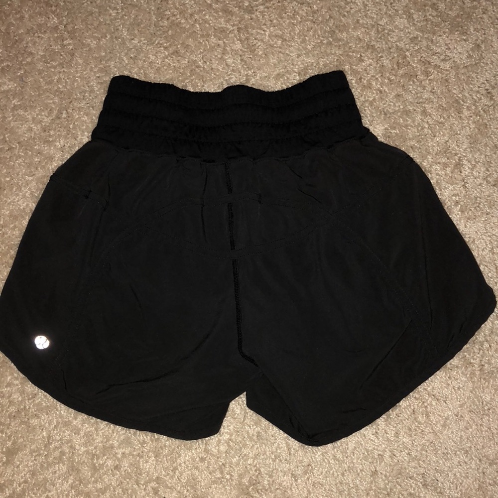Lululemon Tracker Short IV